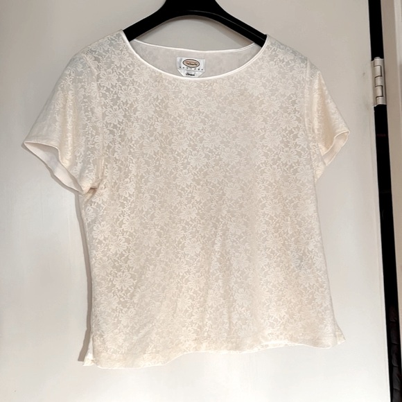NWOT. Talbots petite stretch cream colored lace top.  Lightweight and pretty. - Picture 1 of 8